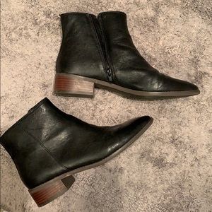 Lucky Brand Letrica black leather ankle boots